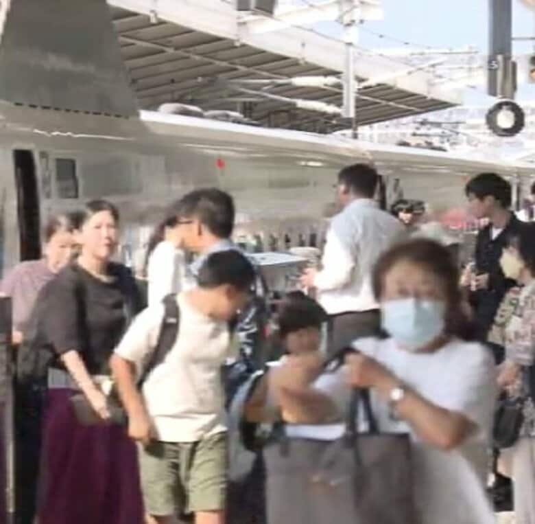 最大9連休・お盆休みも最終日「楽しかったよ～花火もしたよ！」　Uターンピーク　思い出を胸に帰路へ｜FNNプライムオンライン