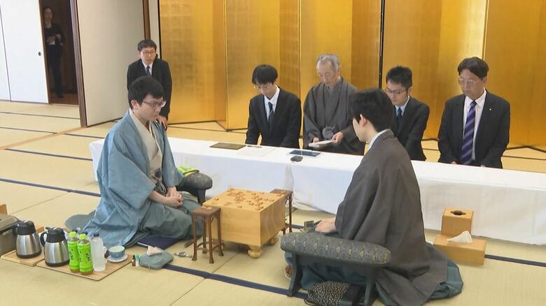 中盤のつばぜり合い続く…『王位戦』第4局 挑戦者・永瀬九段の封じ手開かれ再開 藤井七冠がタイトル6連覇に王手｜FNNプライムオンライン