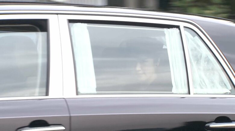 弔問に向かわれた愛子さま　15日午後