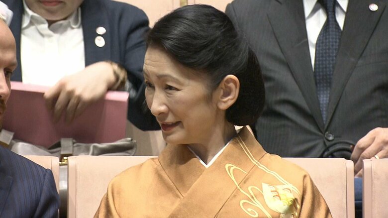 トルコとの国交100周年記念式典での記念コンサートを鑑賞される秋篠宮ご夫妻