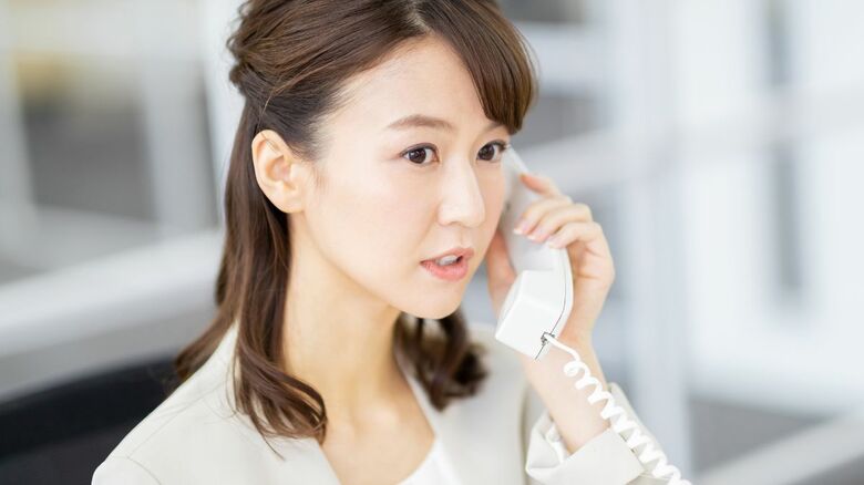 20～30代の女性は特に電話に苦手意識を持っている（画像はイメージ）