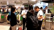 「今まで一番強かった」最大震度6強　青森9人岩手2人ケガ　車販売店の全面ガラス粉々　東北新幹線一時運休で混乱