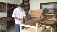 壊れた家具を“魔法のリメイク”　レトロな魅力で新たな価値を…古道具店の出張買い取りに密着【島根発】