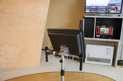 「カラオケ市場」 V字回復2024年度は3200億円、推し活プランなど好調 「歌わないカラオケ」の利用客が各社拡大、宴会需要の回復も追い風に