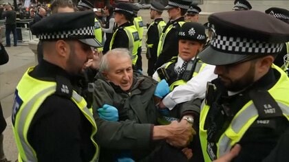 親パレスチナ団体「パレスチナアクション」支持の疑いなどで492人逮捕　ロンドンで行われたデモに1000人以上が参加