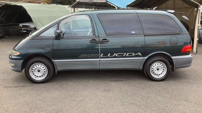 トヨタ・エスティマ「ルシーダ」