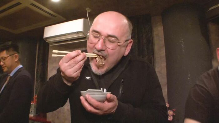 歓迎会でしゃぶしゃぶを食べる