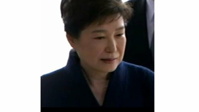 2017年3月 検察に出頭した朴槿恵氏