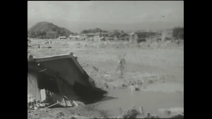 堤防が決壊した狩野川台風(1958年)