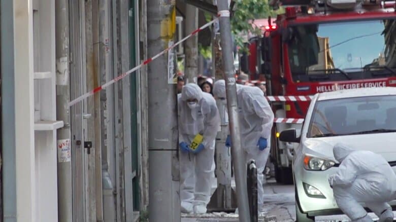 ギリシャ・アテネでリュックサック爆発　市民2人と警察官2人が負傷　遠隔操作で爆発したか｜FNNプライムオンライン