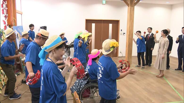 2024年9月21日 「りっぷる音楽団」の演奏を楽しまれる（鳥取・米子市）