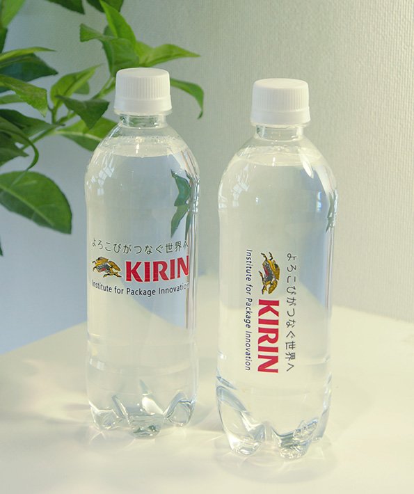 ペットボトル直接印刷見本（出典:キリンホールディングス）