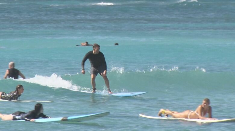 ワイキキビーチに日本人の姿はほとんどない