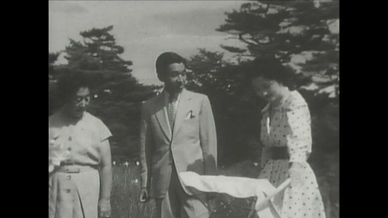 昭和35（1960）年8月　　乳母車には陛下も