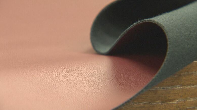 「りんごレザー」