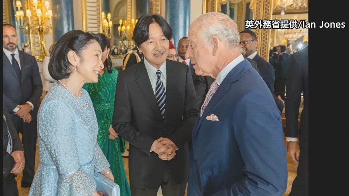 秋篠宮ご夫妻、レセプションでチャールズ国王を祝福 戴冠式は