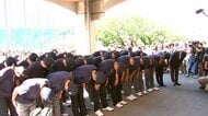 【速報】有明ナインが“凱旋”　初出場でベスト8　「たくさん感動させてくれてありがとう」手書き横断幕など300人がお出迎え