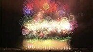 復興へ歩む街の夜空を大輪彩る 震災10年7カ月<岩手・陸前高田市>