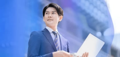 ヘイズ最新調査:日本の65%が2025年に昇給、予測を上回る結果に
