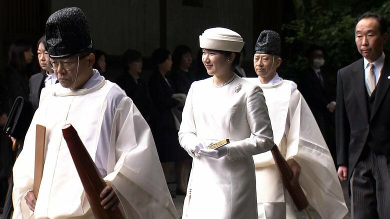 愛子さま伊勢入り　初めて伊勢神宮を単身で参拝　白いロングドレスと帽子姿で｜FNNプライムオンライン