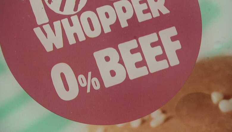 見た目も味も本物そっくり  全米でバーガー販売開始 拡大する”代替肉” 市場　 ”代替肉” ブームでフード・バリュー・チェーンが変わる｜FNNプライムオンライン