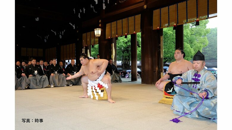 「横綱になった実感湧いた」大の里が初の土俵入り　二所ノ関親方直伝の雲竜型　ファンは「神々しかった」　東京・明治神宮｜FNNプライムオンライン