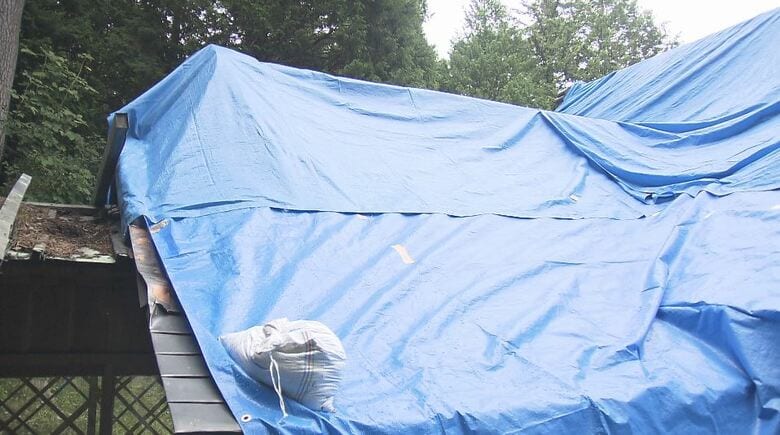 屋根の銅板をはがして盗もうと…50歳会社員と29歳無職の男2人を窃盗未遂の罪で起訴　他の神社でも同様の被害相次ぐ　10月中にも2人を再逮捕へ｜FNNプライムオンライン