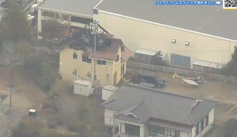 「刃物で脅され…灯油をまかれて火をつけられた」東広島市で男女２人死傷　男性の死因は失血死と特定｜FNNプライムオンライン