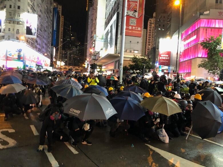 通識課の授業が若者をデモに駆り立てる?(2019年の抗議デモより)