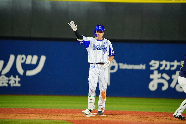 研修では「強い(Great)チームとは」をスタッフや選手が考えディスカッションする