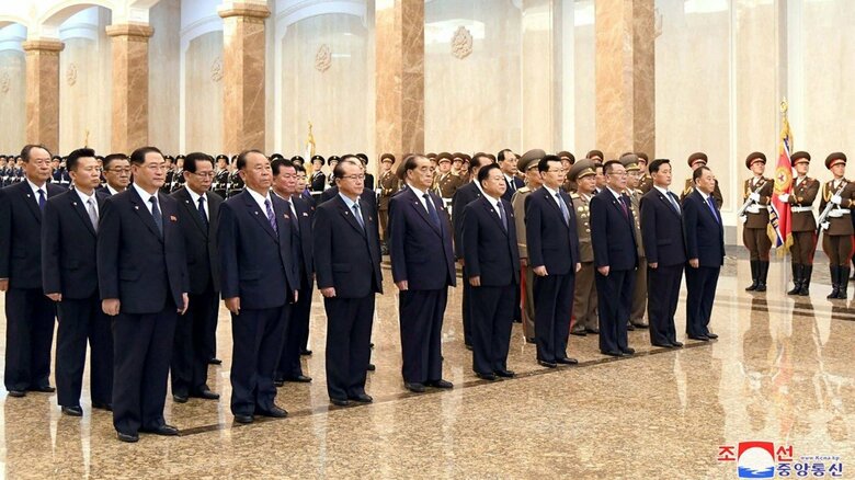 今年の錦繍山太陽宮殿参拝の様子　金正恩委員長の姿はない