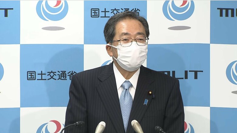 閣議後の記者会見に臨む斉藤国土交通大臣(午前11時すぎ)