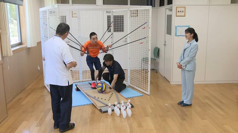 「スパイダー」を付けたリハビリの様子をご覧に（滋賀・米原市）