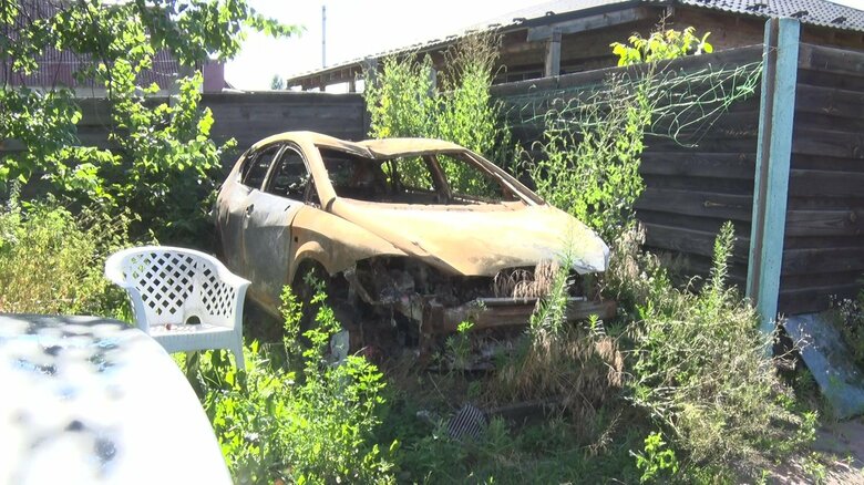 イヴァンさんの兄弟の車も破壊