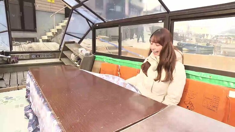 冬季限定の「こたつ舟」で極寒の渓谷を“ぬくぬく”進む