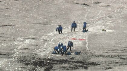 止まらぬ閉山期の富士登山…入山を規制する法的根拠なし　問われるモラルと自己責任　隊員は命がけで救助へ【静岡発】