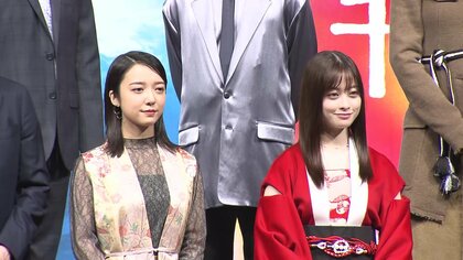 橋本環奈“油屋”の制服姿＆上白石萌音は顔が似てる？　「千と千尋の神隠し」舞台でW主演  お互いの印象は