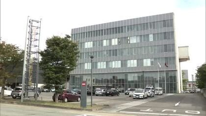 ストーカー規制法違反疑い　地方公務員の男（53）逮捕　行動監視を思わせるメッセージ送信繰り返す　秋田