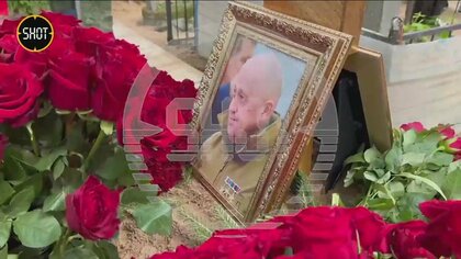 プリゴジン氏、父親の隣に埋葬…ロシアで非公開の葬儀　プーチン氏は出席せず