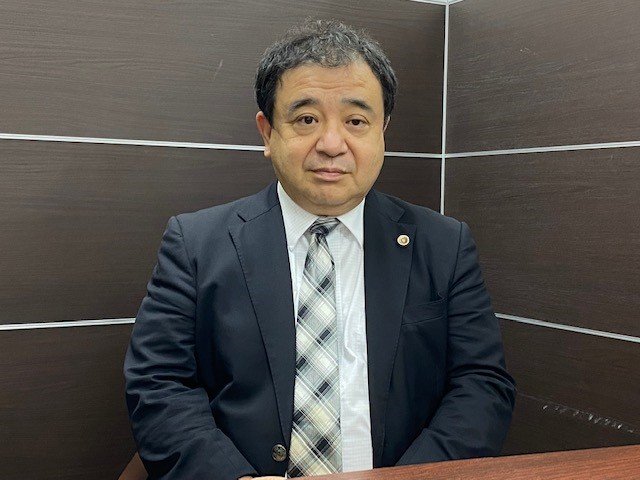 指宿昭一弁護士は米国務省から「ヒーロー」に選ばれた