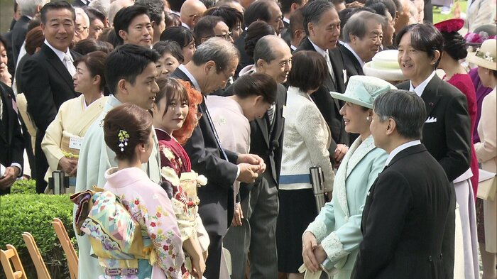 三浦璃来選手・木原龍一選手と懇談される両陛下