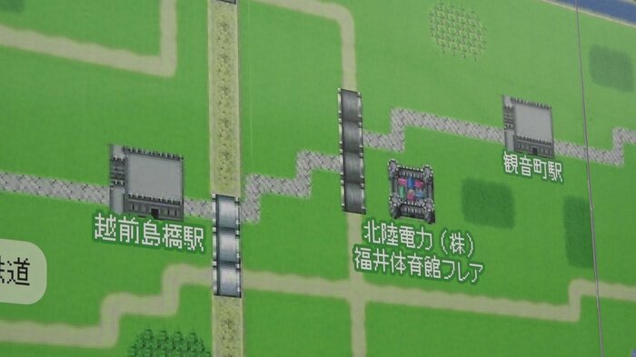 近くで見ると…