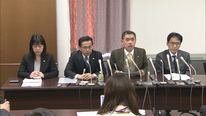 2016年3月15日 軽井沢スキーバス事故で会見する髙橋弁護士