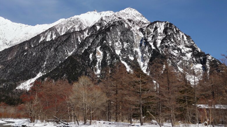 「滑落して動けない」神奈川の42歳女性と東京の32歳女性を救助　「バリエーションルート」を下山中、スピードコントロールできなくなり滑落　北アルプス明神岳｜FNNプライムオンライン