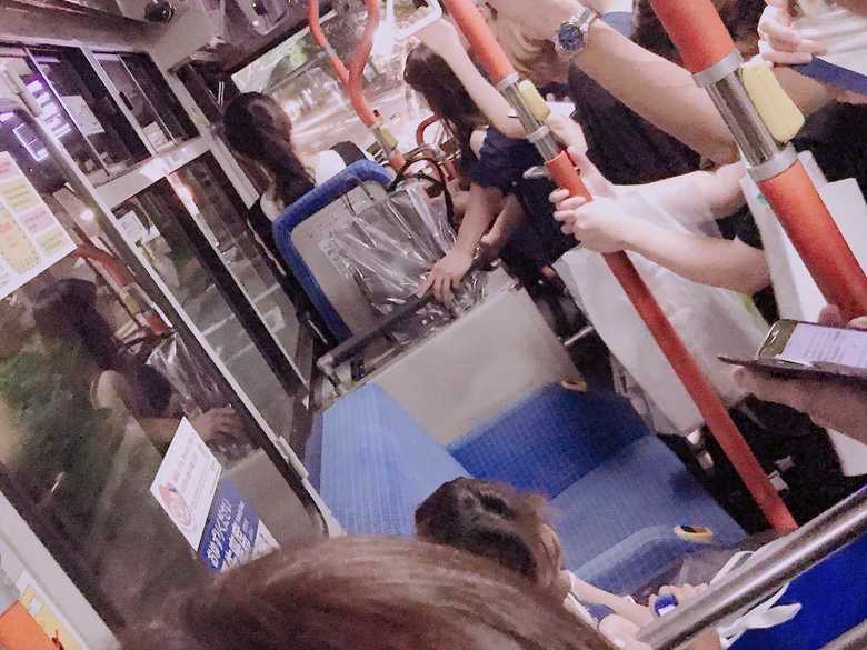 京都市営バスの車内(投稿者撮影)