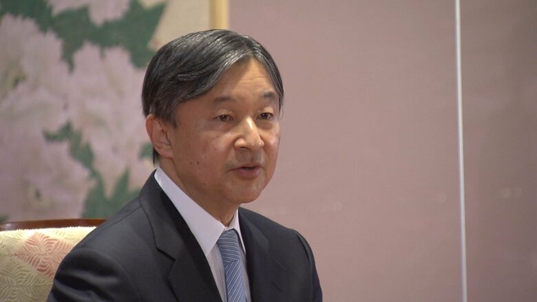 誕生日を前に、記者会見に臨まれる天皇陛下（21日）
