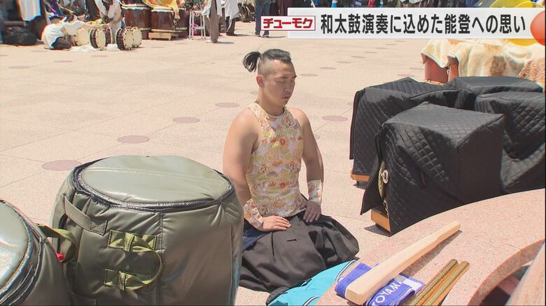 本番前に目を閉じる今井さん