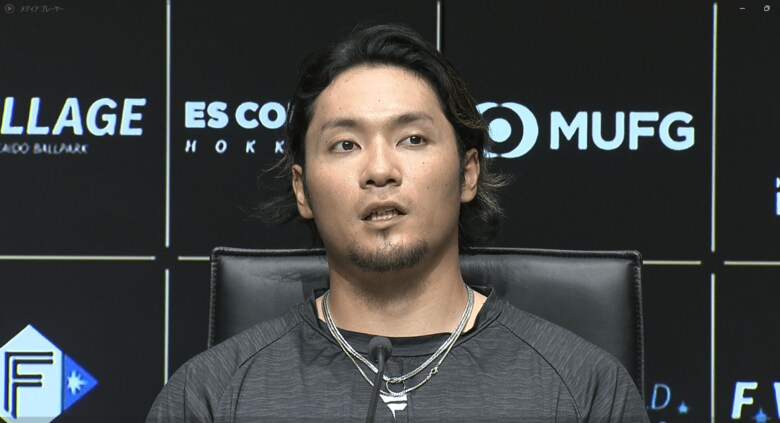 シーズンの総括会見に臨む伊藤大海投手