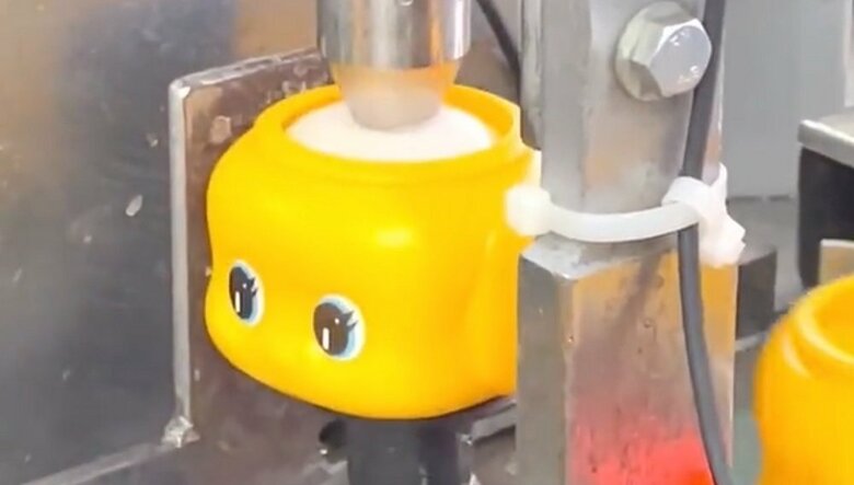 工場見学の代わりに動画を投稿