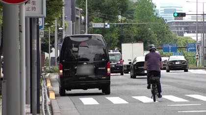 “自転車青切符”制度から1カ月超　専用レーンに駐車で“走れない”問題も　導入後の摘発状況が判明　埼玉で6割“ながらスマホ”